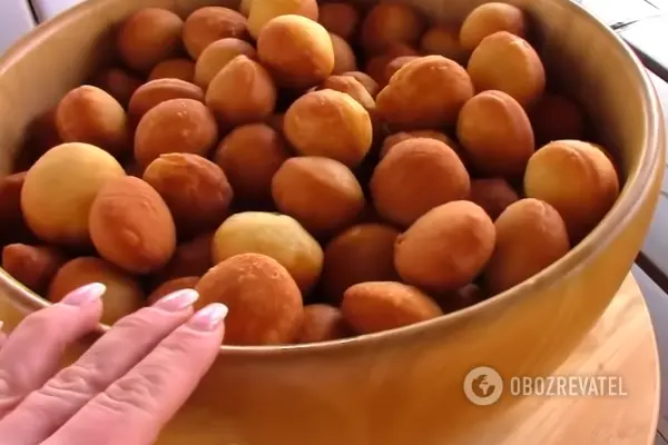Сладкие баурсаки готовы