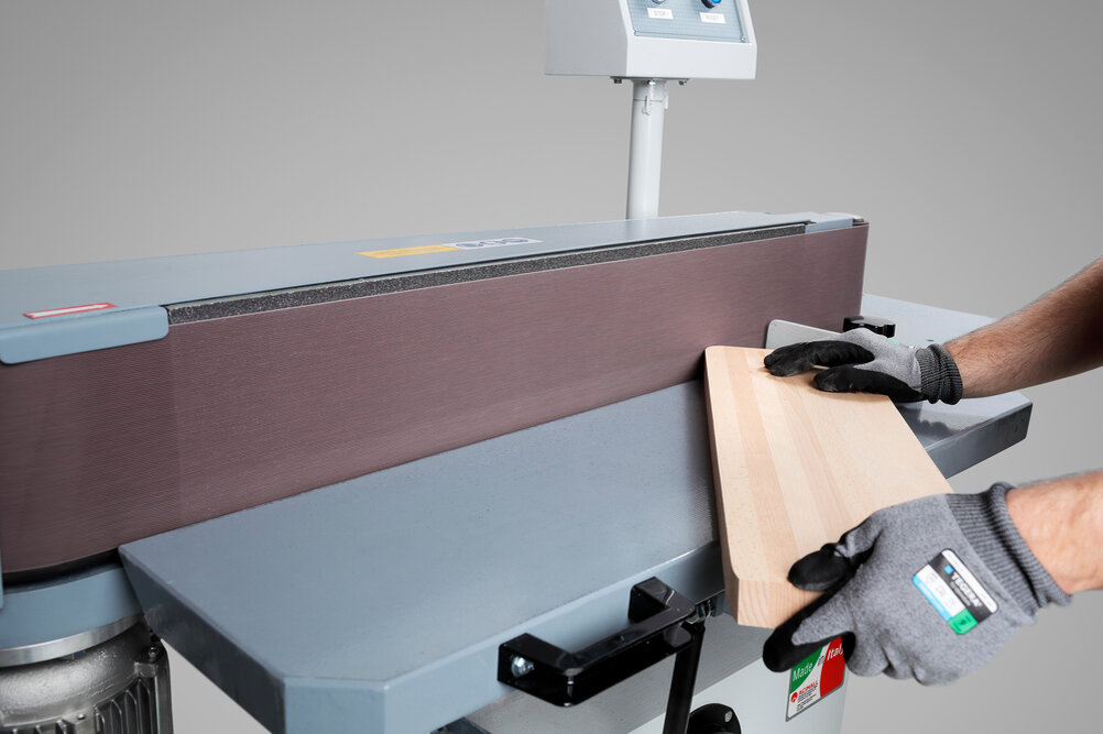 Шлифовальный станок с сетчатой абразивной лентой Mirka Abranet