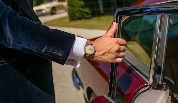 Стекло и корпус