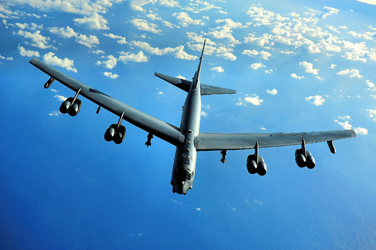 Бомбардировщик B-52