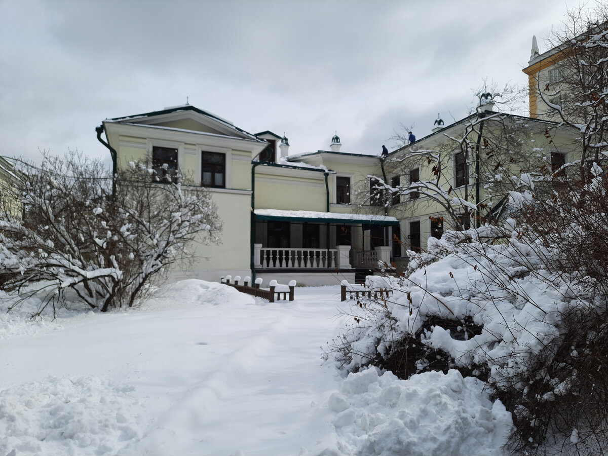 Парковый фасад