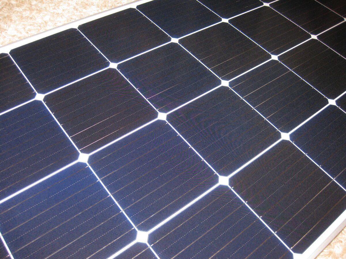 Монокристаллическая кремниевая панель Delta SM