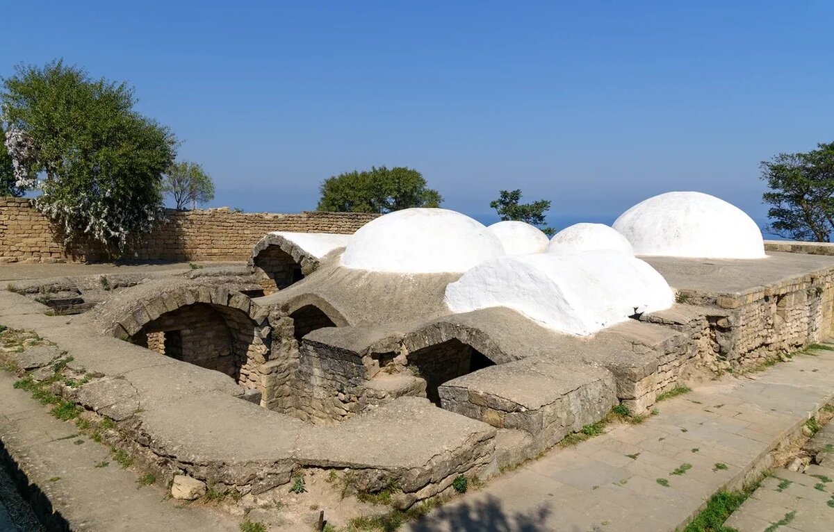 Ханская баня в крепости Нарын-Кала