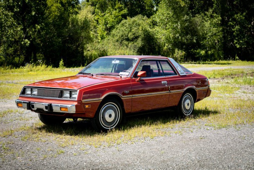 А этот Plymouth Sapporo 1978. Как видите, он ближе к оригиналу чем Додж. 
Фото с сайта proxibid.com