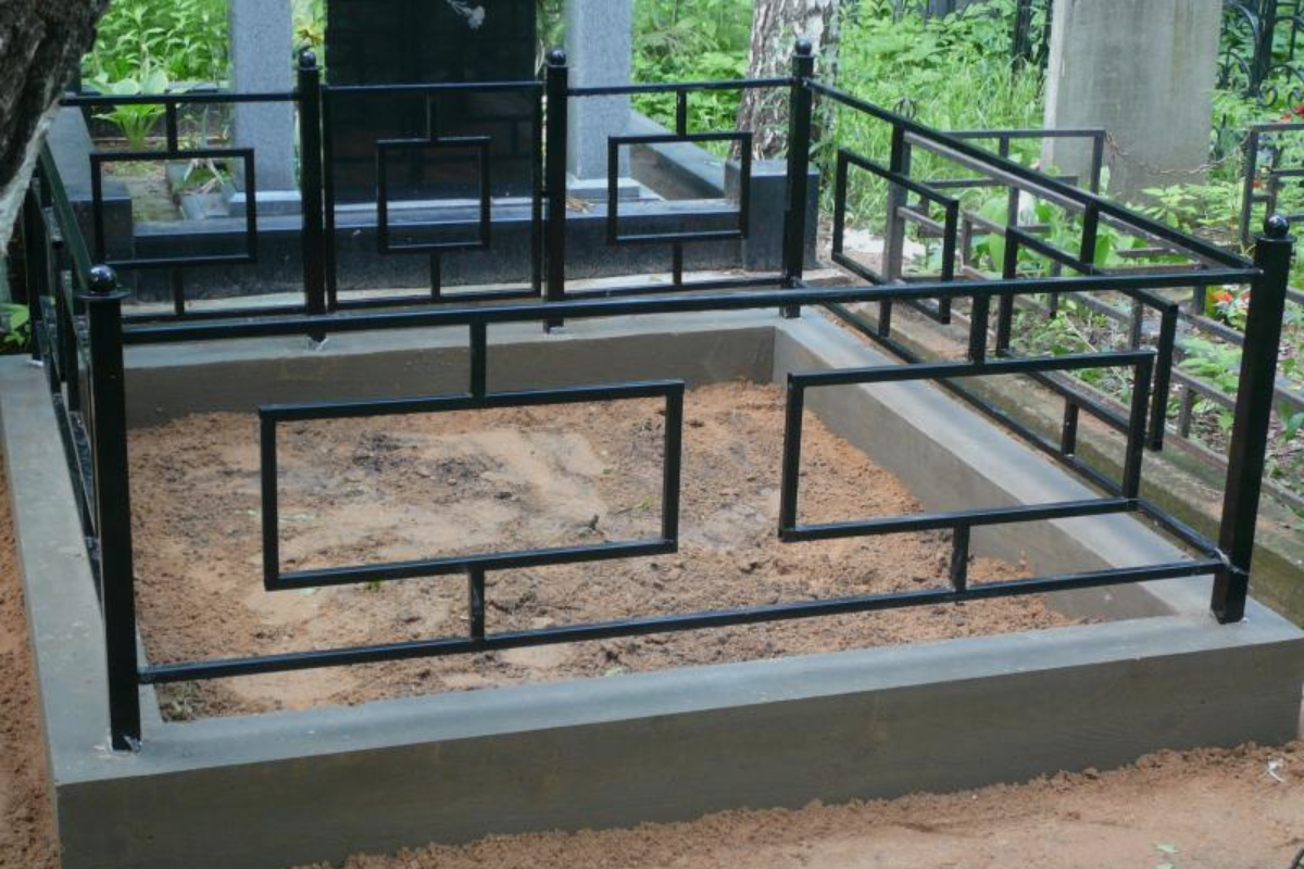 Кованая ограда