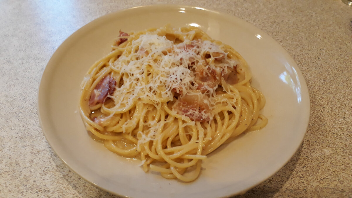 Cuantas yemas por persona carbonara