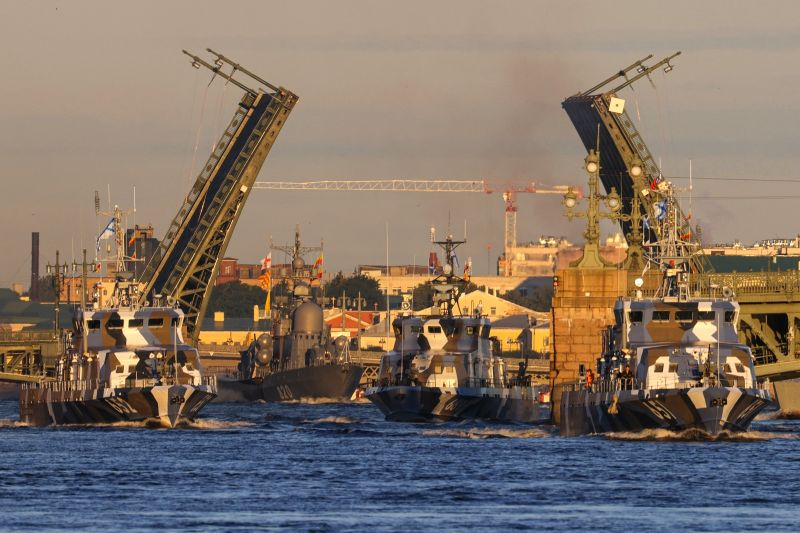 Военно-морской парад 2022 г. в условиях санкций Запада: справимся, но в чём будут отличия?