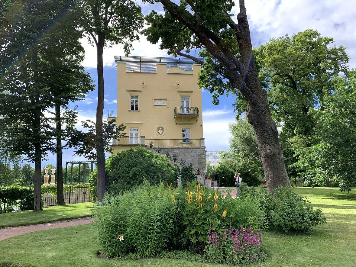 Ольгин павильон, Острова, Петергоф