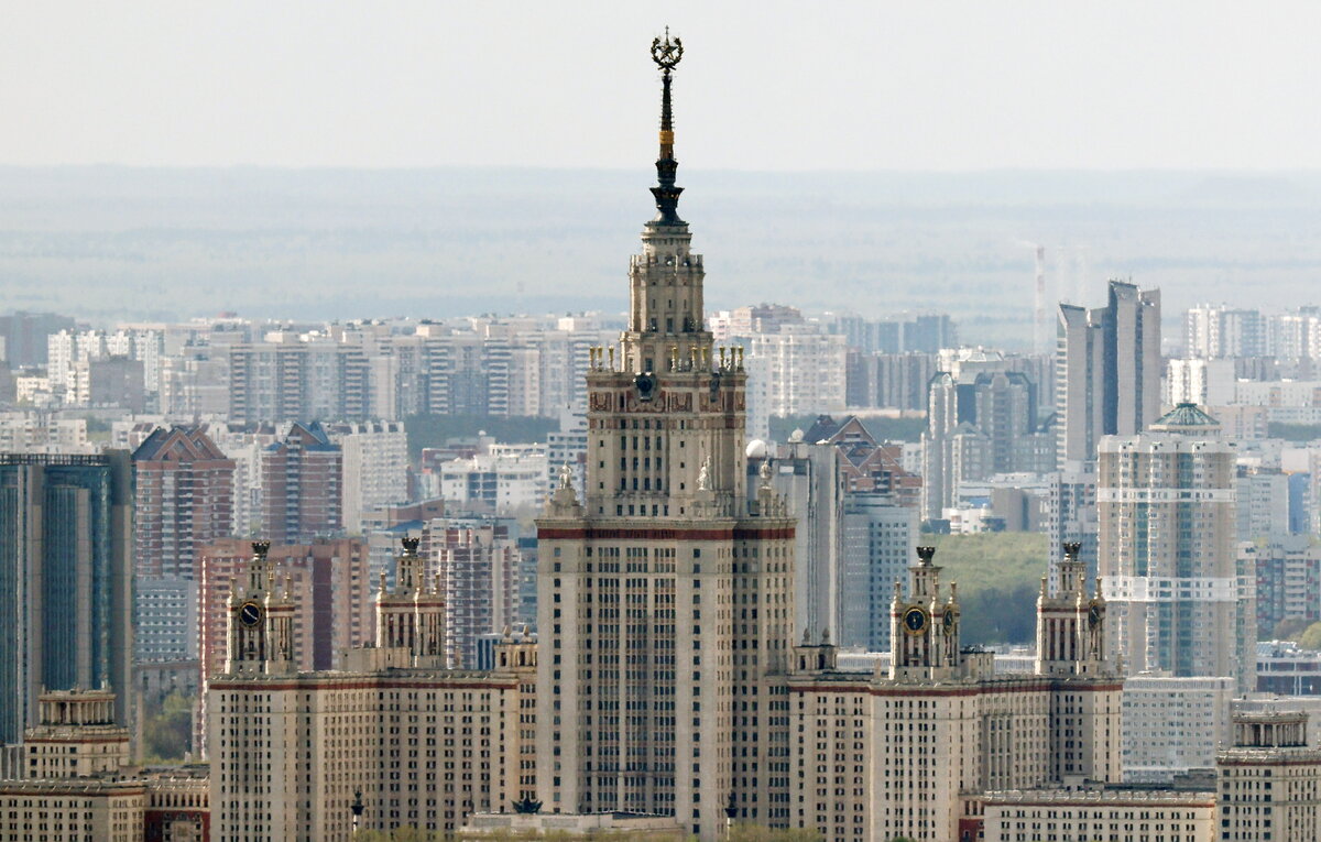    Главное здание МГУ  Александр Щербак/ТАСС
