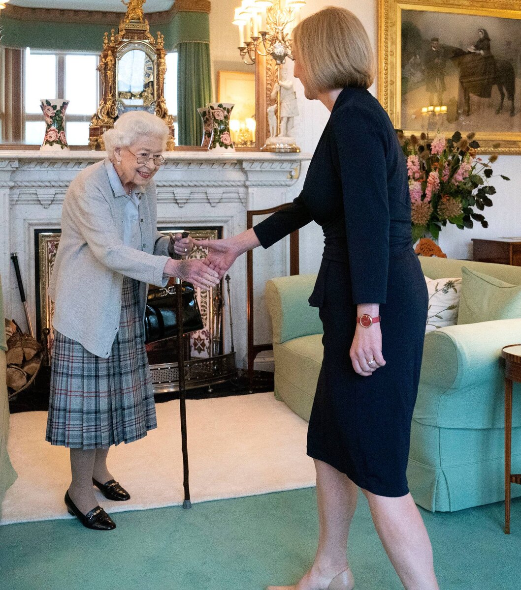    Елизавета II приняла в понедельник нового премьер-министра Британии Лиз ТрассLegion-Media