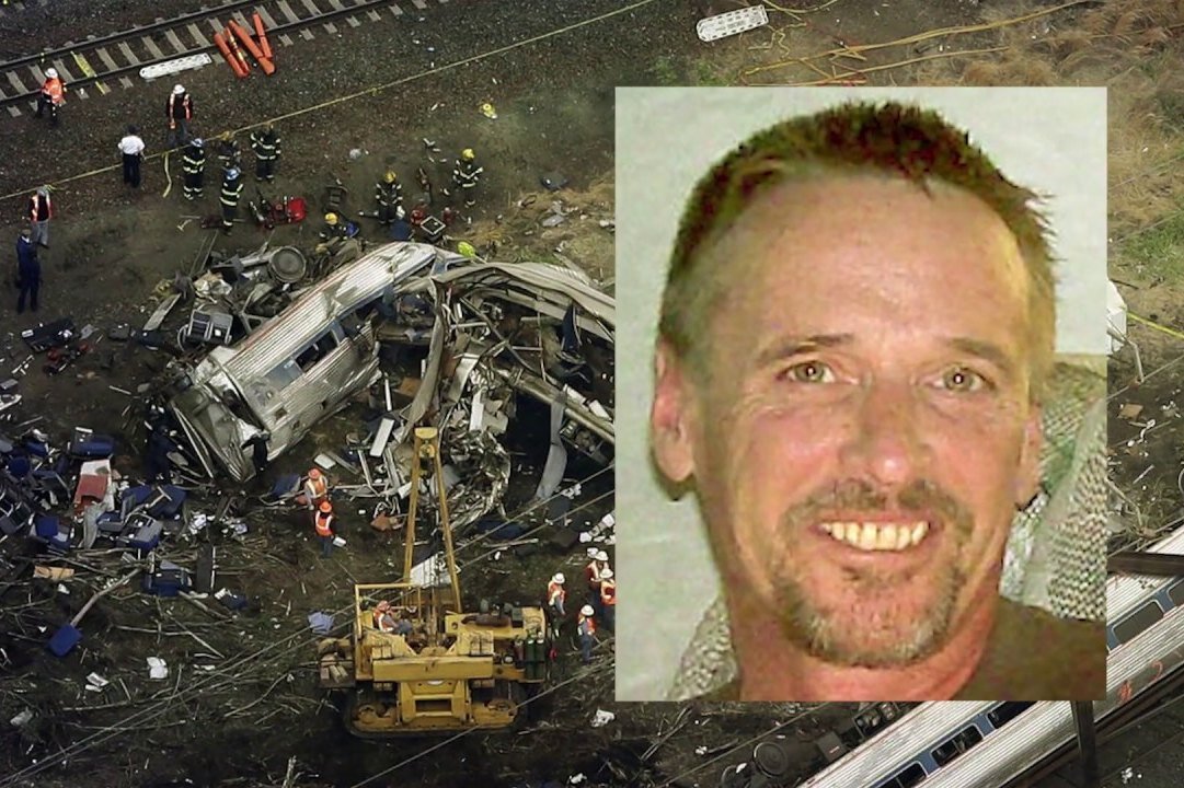     Загадочная история Чарльза Пека, который после смерти звонил семье 35 раз