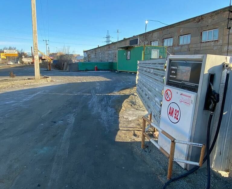    В Орске работали автозаправки опасные для жизни, имущество обвиняемых арестовано Белов Михаил Александрович