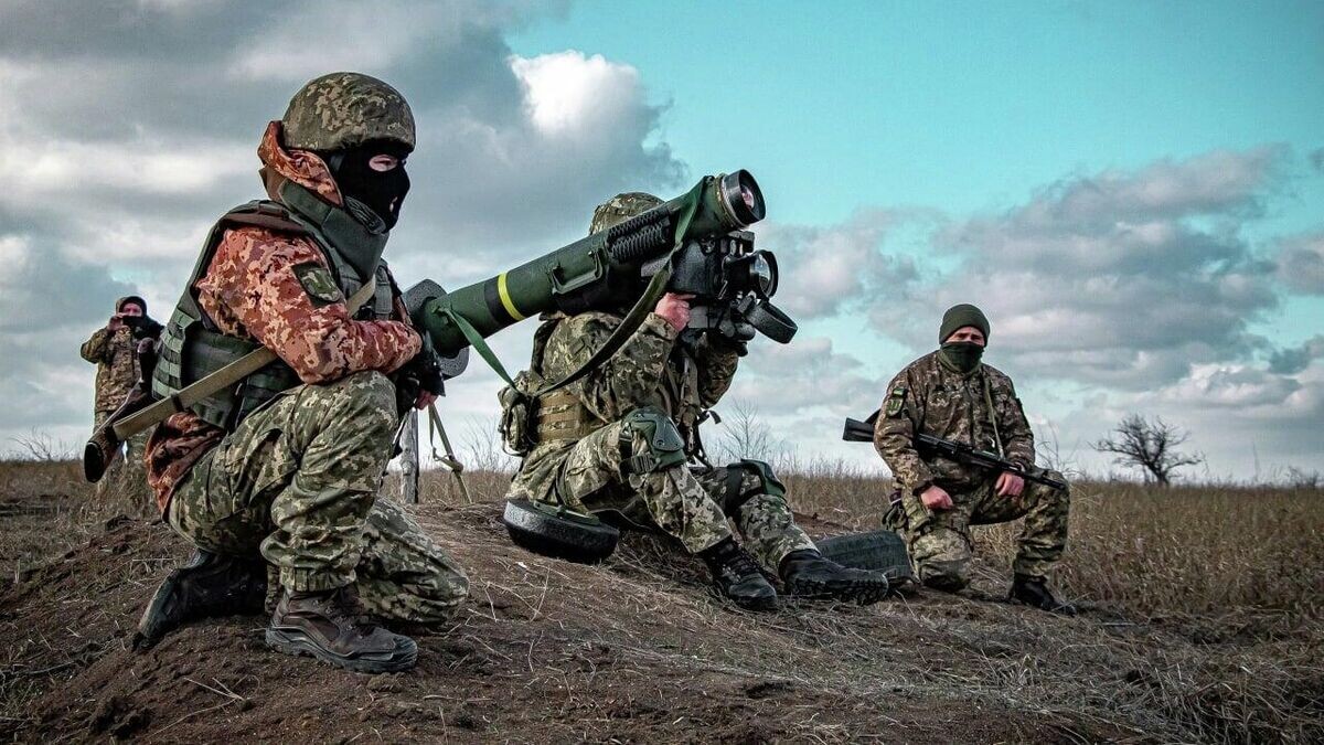    Украинские военные провели учебные стрельбы из ракетного комплекса Javelin в Донбассе© Фото пресс-центра штаба Операции Объединенных сил