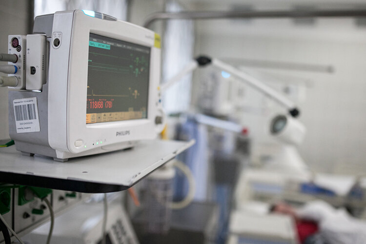    «Я подумала, что все расскажу только после победы над болезнью. А она очень коварная, там в больнице лежат и 20-летние незамужние девушки, оказывается, рак — очень распространенное заболевание»