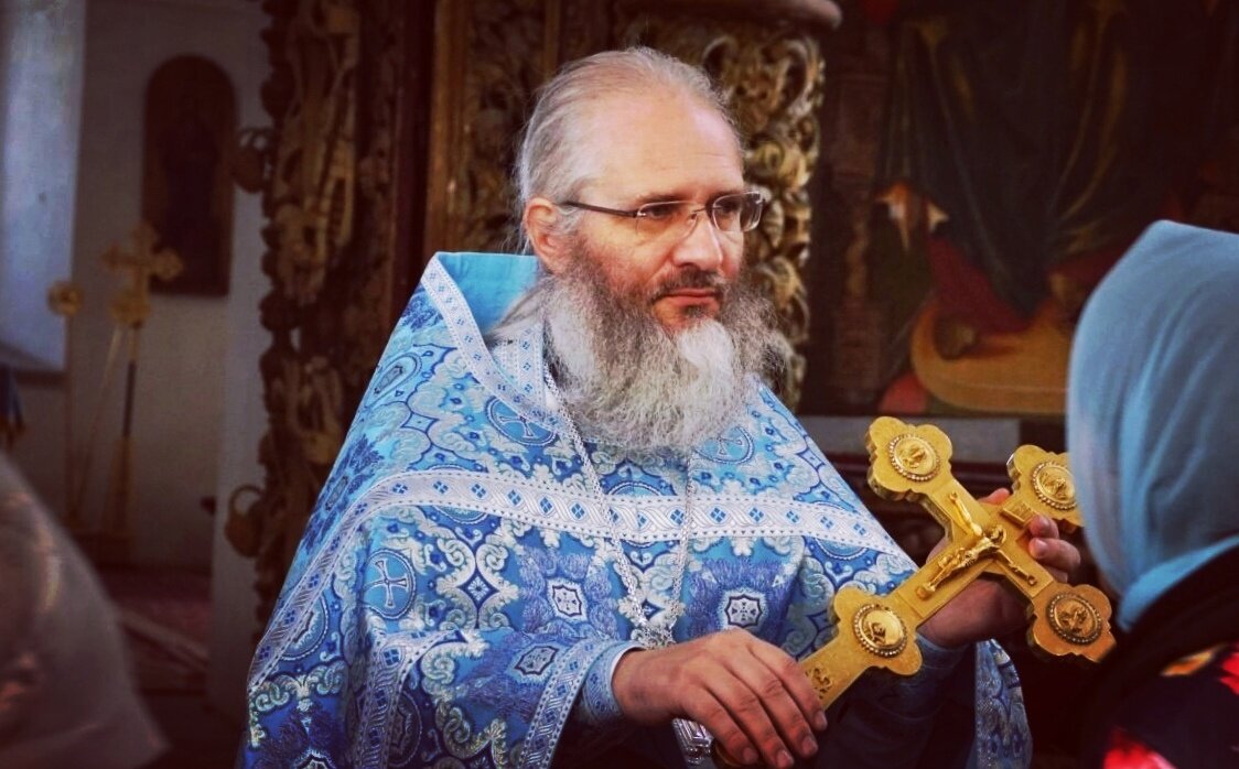 объяснить священник