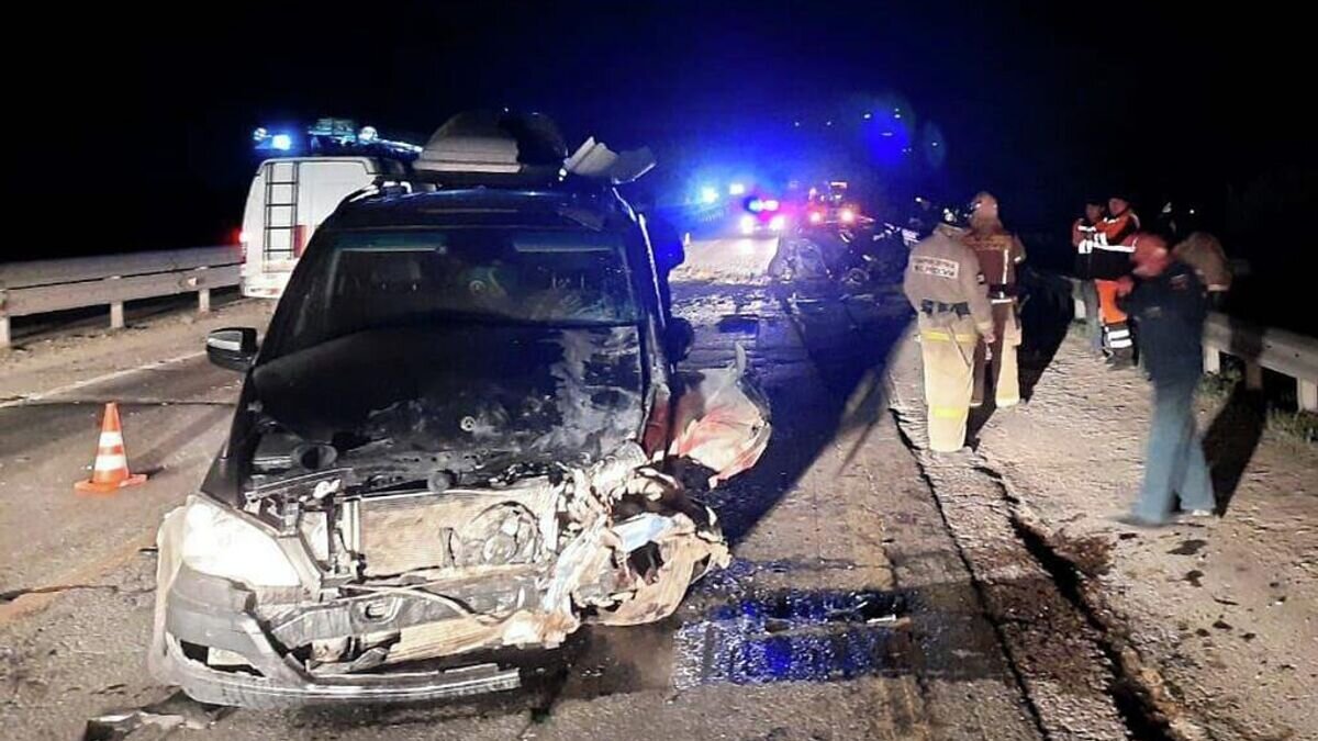    ДТП с участием минивэна на трассе в Красносулинском районе области, Ростовской области© Фото : УГИБДД ГУ МВД России по Ростовской области