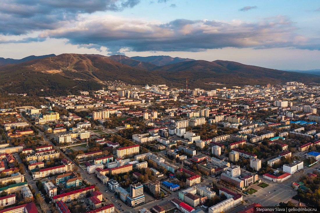 Южно саха. Сахалин город. Город Южно-Сахалинск. Площадь города Южно-Сахалинска. Покажи город Южно Сахалинск.