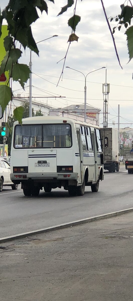 ПАЗ-3205 – самый популярный павловский автобус | Колёса: настоящее ...