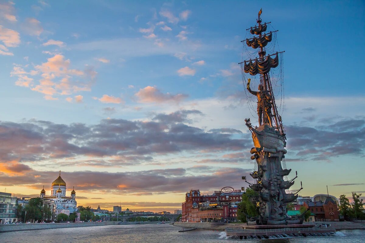 москва памятник петру