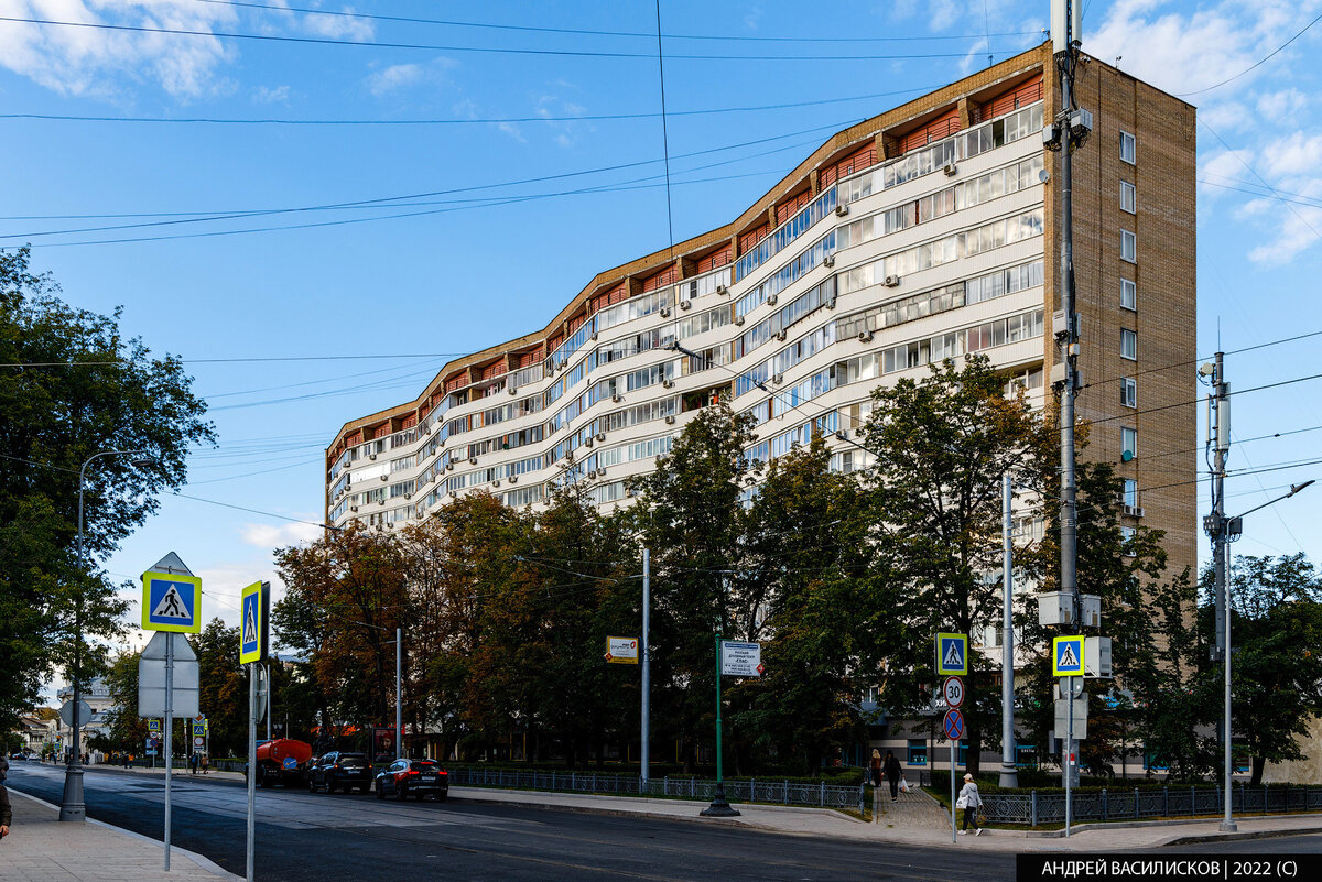 Как сейчас выглядит дом, в котором жил Шурик из 