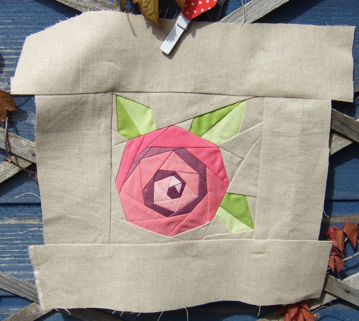 Пэчворк роза из лоскутков схема