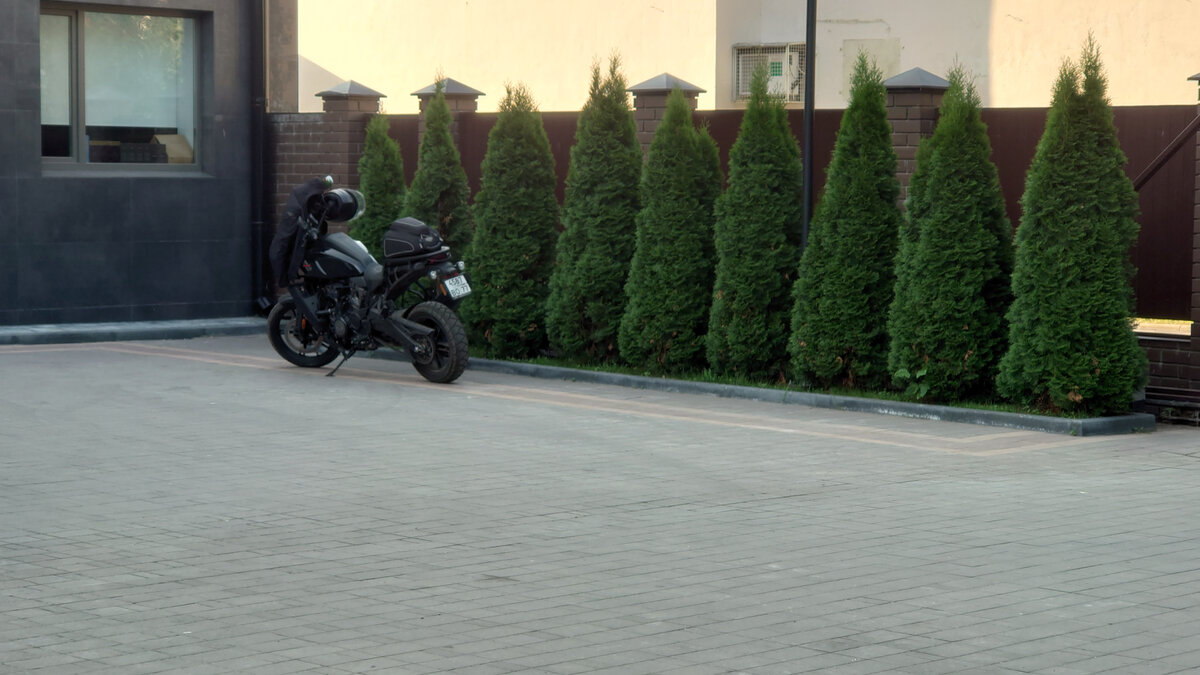 Внутренний двор гостиницы