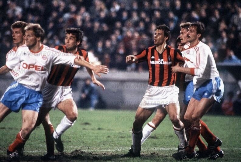 Полуфинал Кубка Чемпионов 1990 года. Бавария - Милан