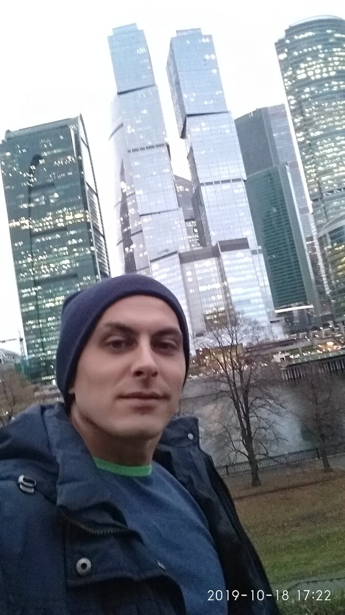 Москва-Сити, прогулка по набережной)