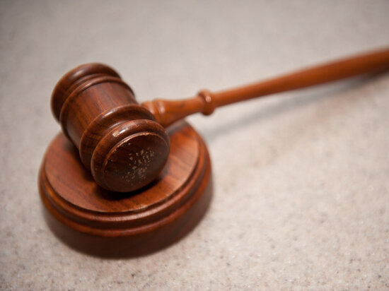 Суд - суровый и справедливый... 