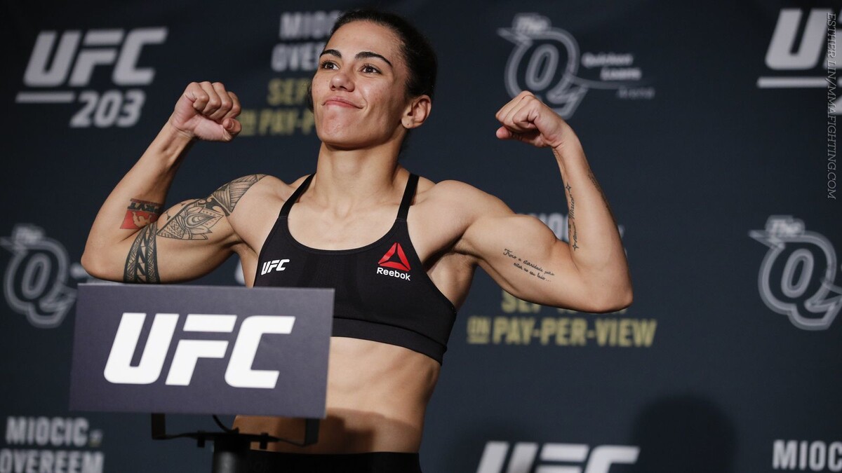 Бывшая чемпионка в женском минимальном дивизионе UFC Джессика Андраде заявила что готова пойти 1 на 1 с экс-чемпионкой легчайшего дивизиона Мишей,которая планирует пойти вниз по весовой категории и продолжить карьеру в легком весе