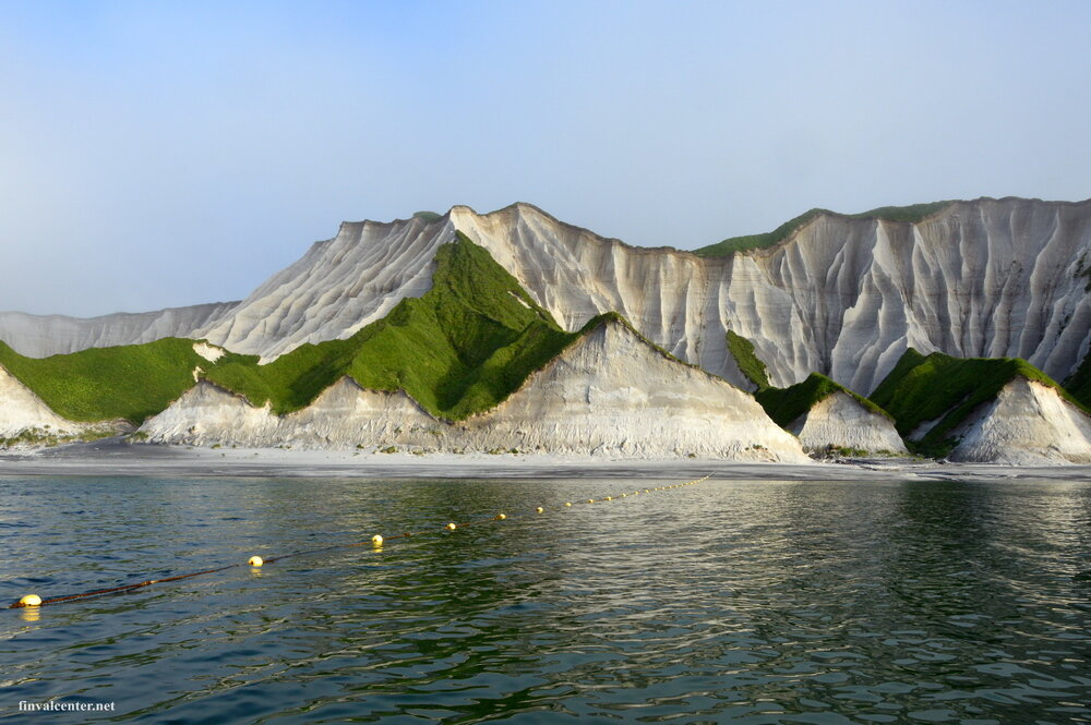Белые скалы Итуруп ( листайте галерею)