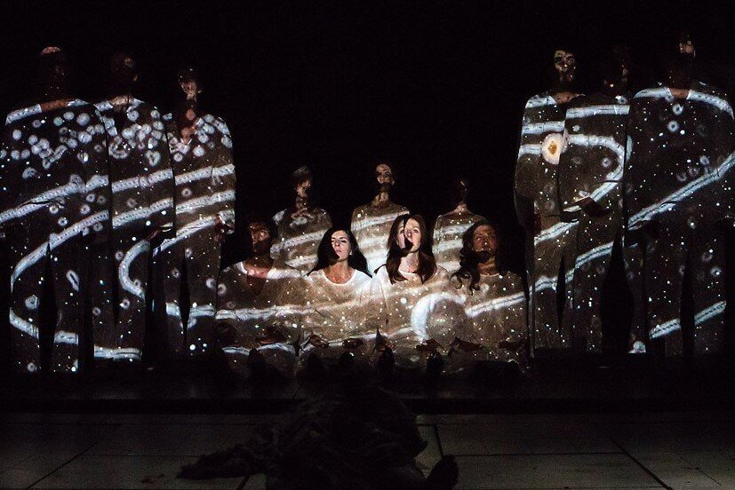 Спектакль «Книга Иова» в Большом театре кукол  Санкт-Петербурга. Кадр взят с fotostrana

