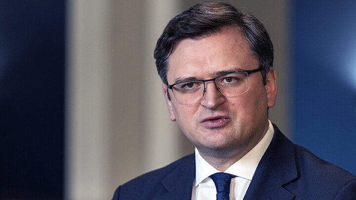 ДМИТРИЙ КУЛЕБА, ПО СЛОВАМ ЛАВРОВА, ПРИВЫК "ПОДМЕНЯТЬ РЕАЛЬНЫЕ ДЕЙСТВИЯ ВНЕШНИМИ ЭФФЕКТАМИ". ФОТО: LEV RADIN / KEYSTONE PRESS AGENCY / GLOBALLOOKPRESS 