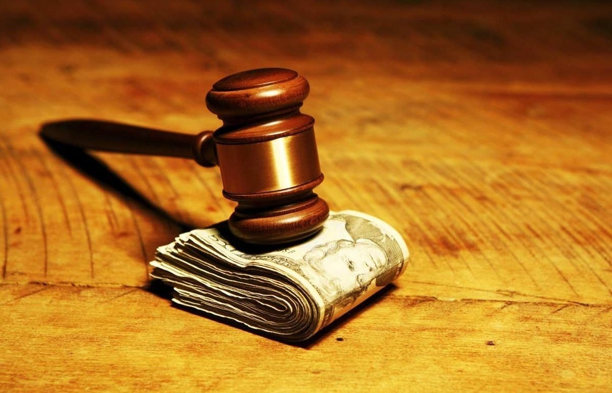 Взято тут: https://cdn.fishki.net/upload/post/2017/11/02/2420625/1-0c71648c38ce4f04408c2e73dbd1aa9f-orig.jpg