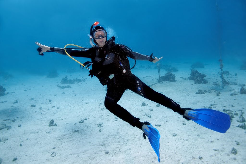 Подписывайтесь. Тут я делюсь интересными вещами.