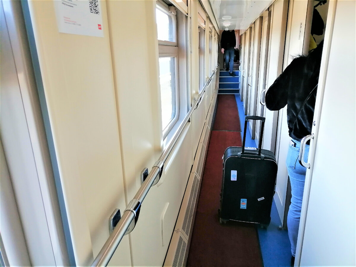 коридор вагона