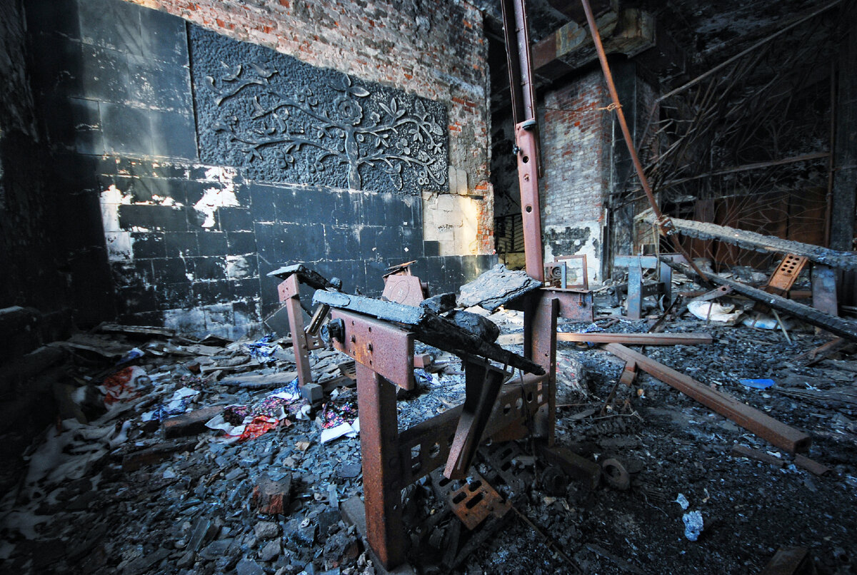 Заброшенная ткацкая фабрика