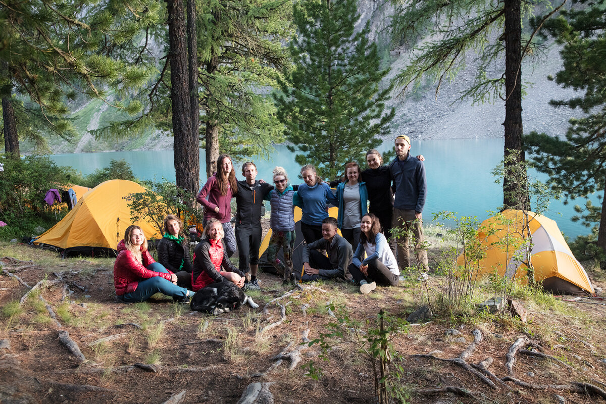 Командный дух в походе.