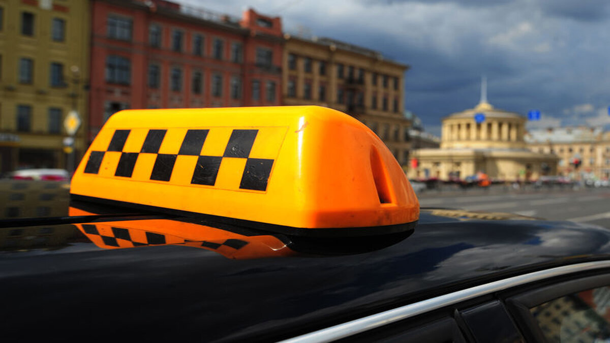 Министерство транспорта разработало законопроект, обязывающий агрегаторов такси передавать данные в ФСБ