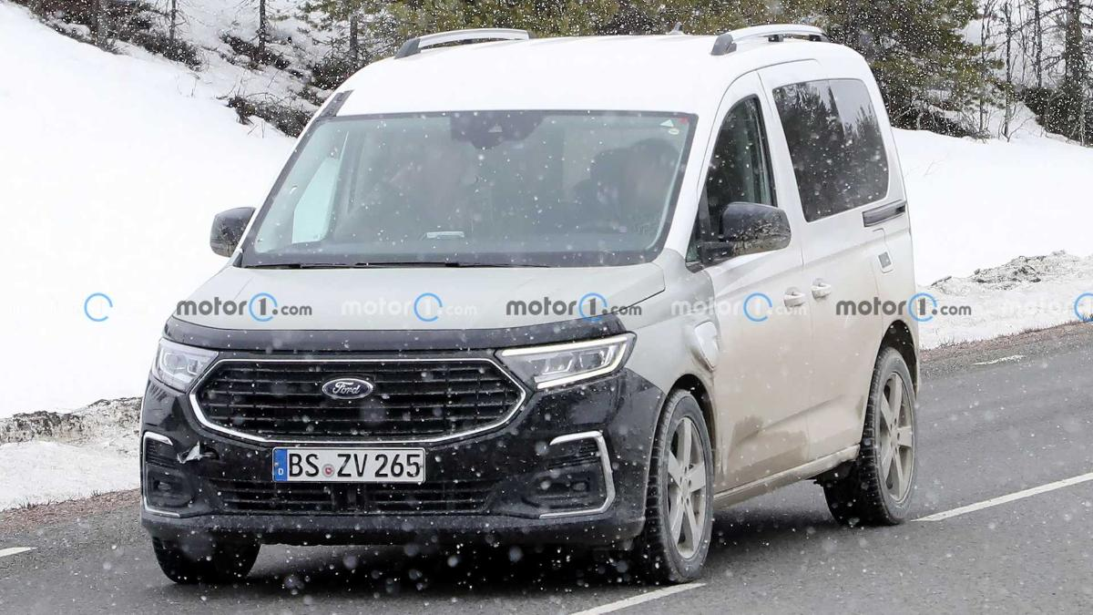 Компания Ford тестирует гибридную версию фургона Tourneo Connect |  Automundical | Дзен