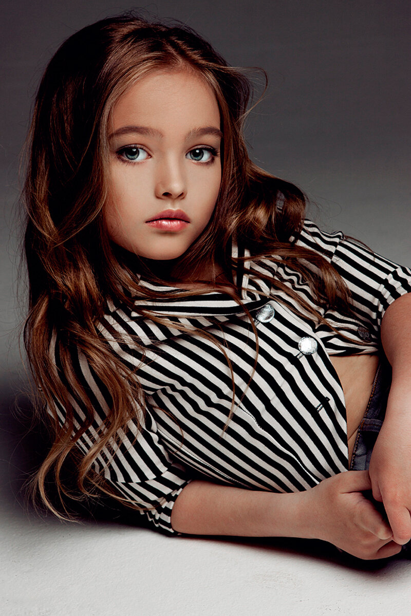 А ей всего 7 лет 