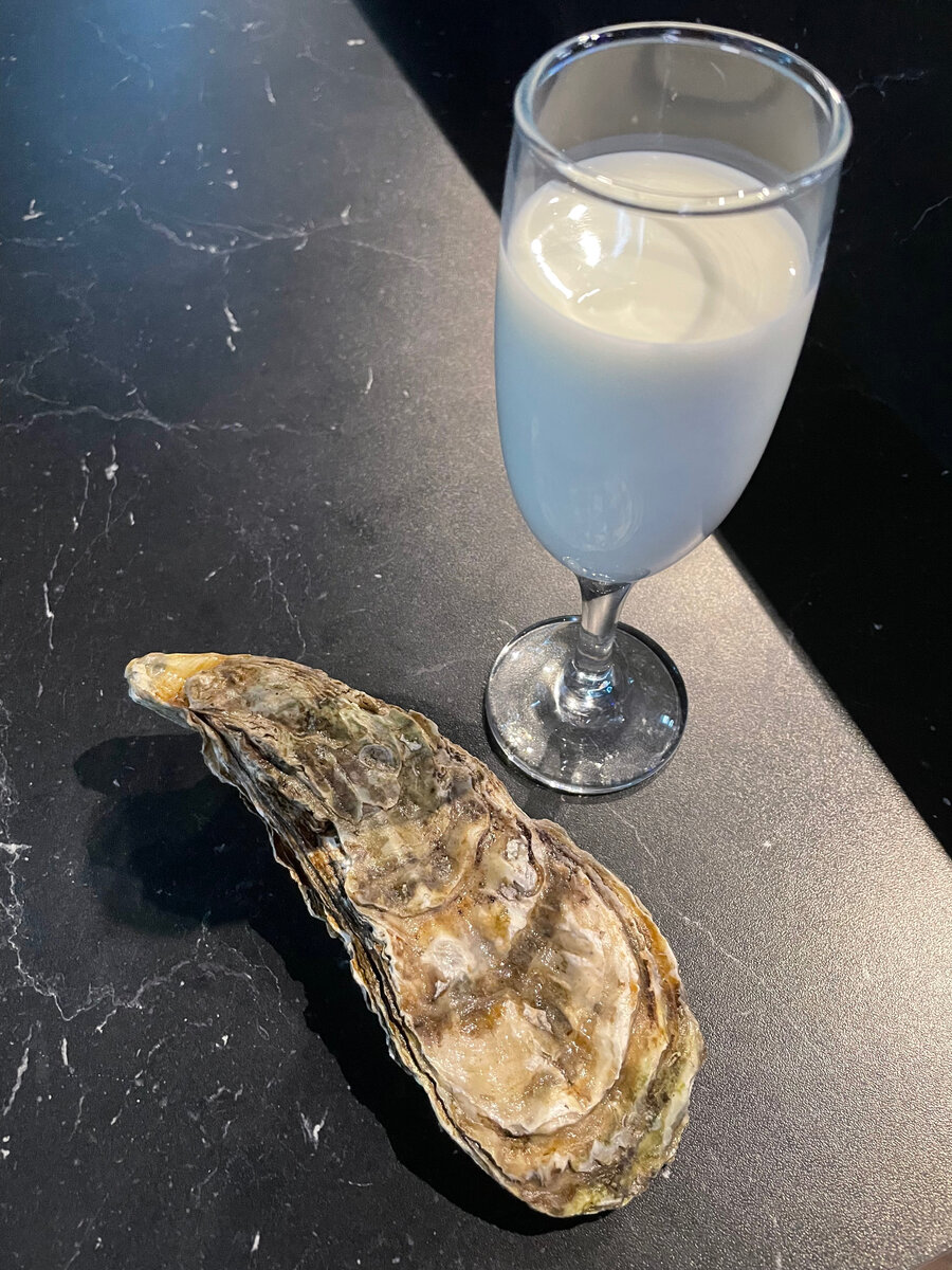 Новый миф: устрицы нельзя есть вместе с молочными продуктами.