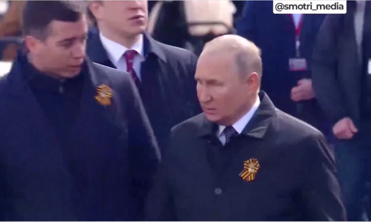 микровыражение боли, углубление носогубных складок