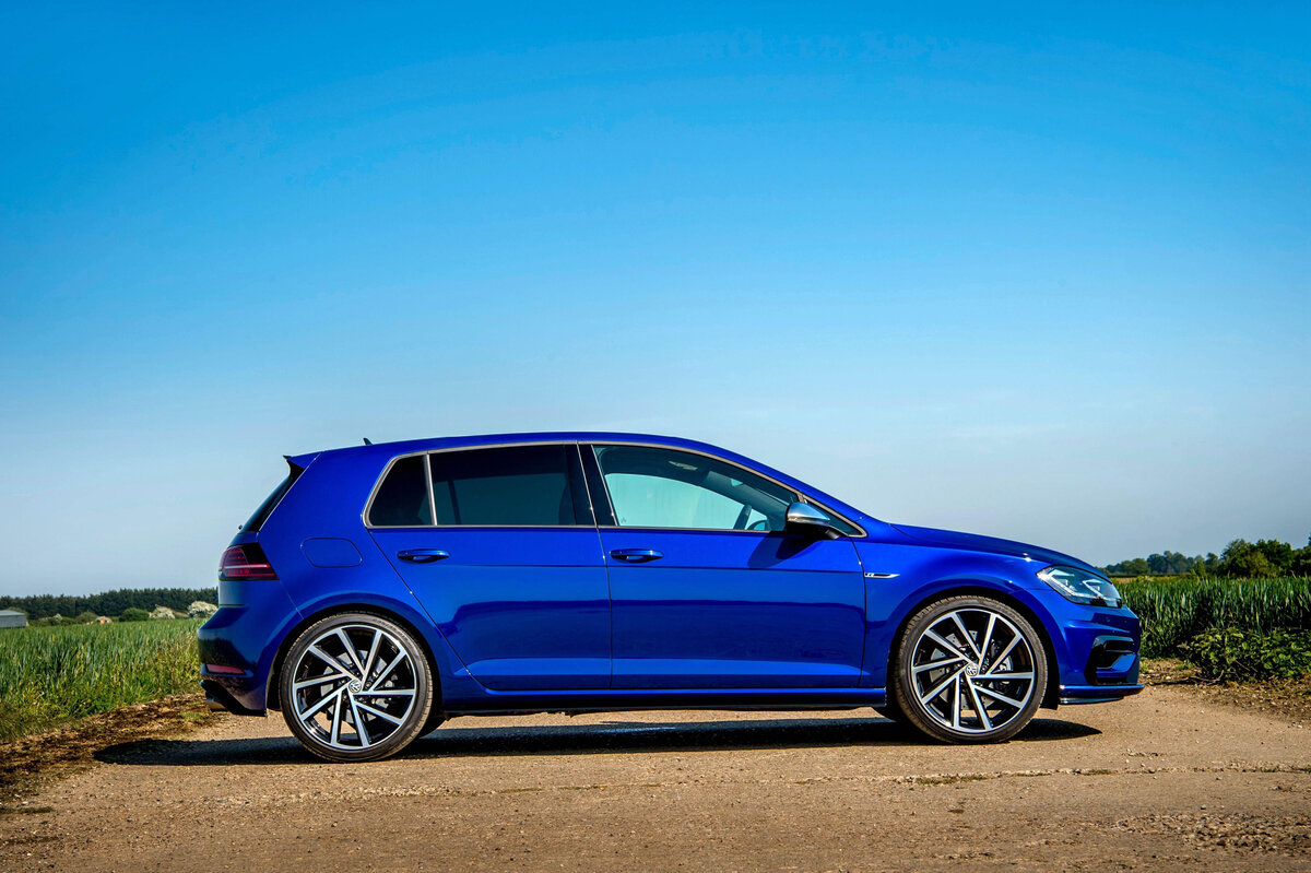 VW Golf 7 r панорама