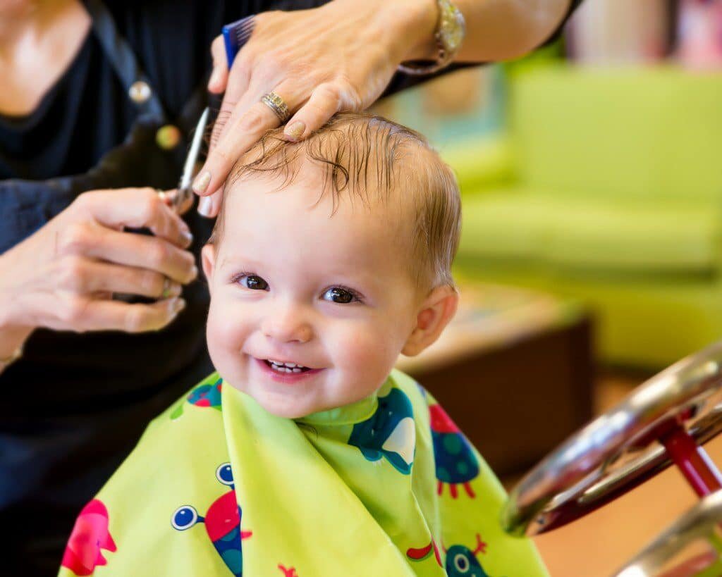 Как подстричь ребенка если он непоседа
