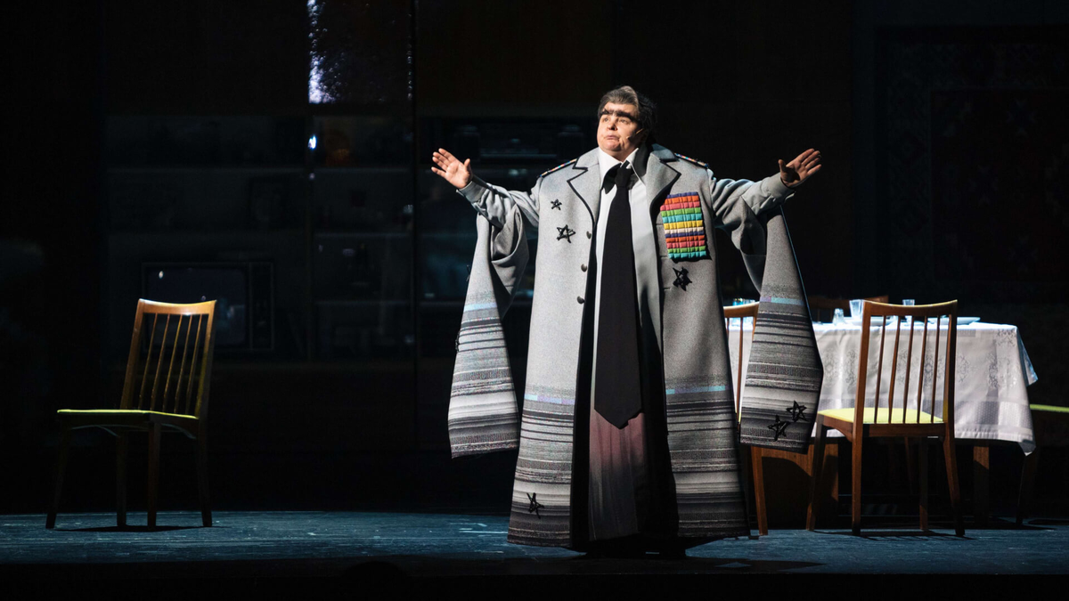 «Бэтмен против Брежнева»