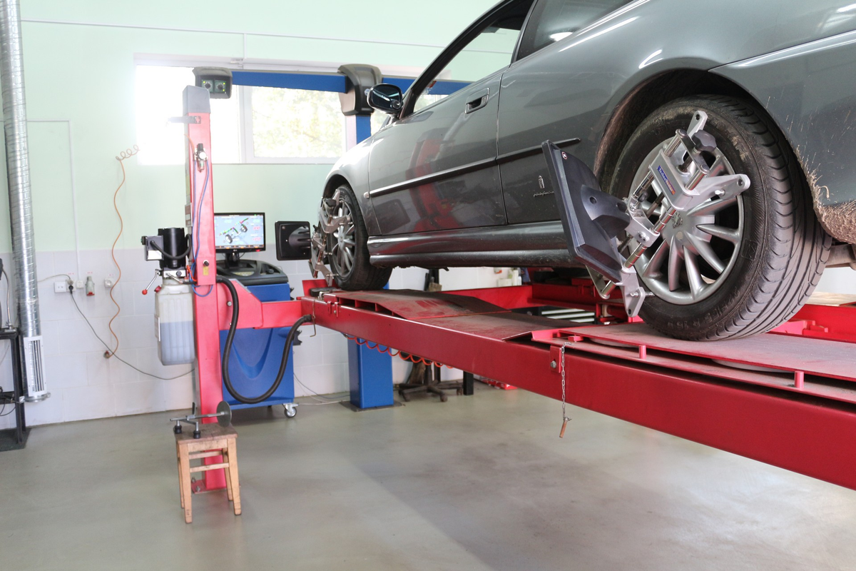 сход развал екатеринбург. сход развал 850. сход развал е63. развал схождение s350. развал схождения колес.