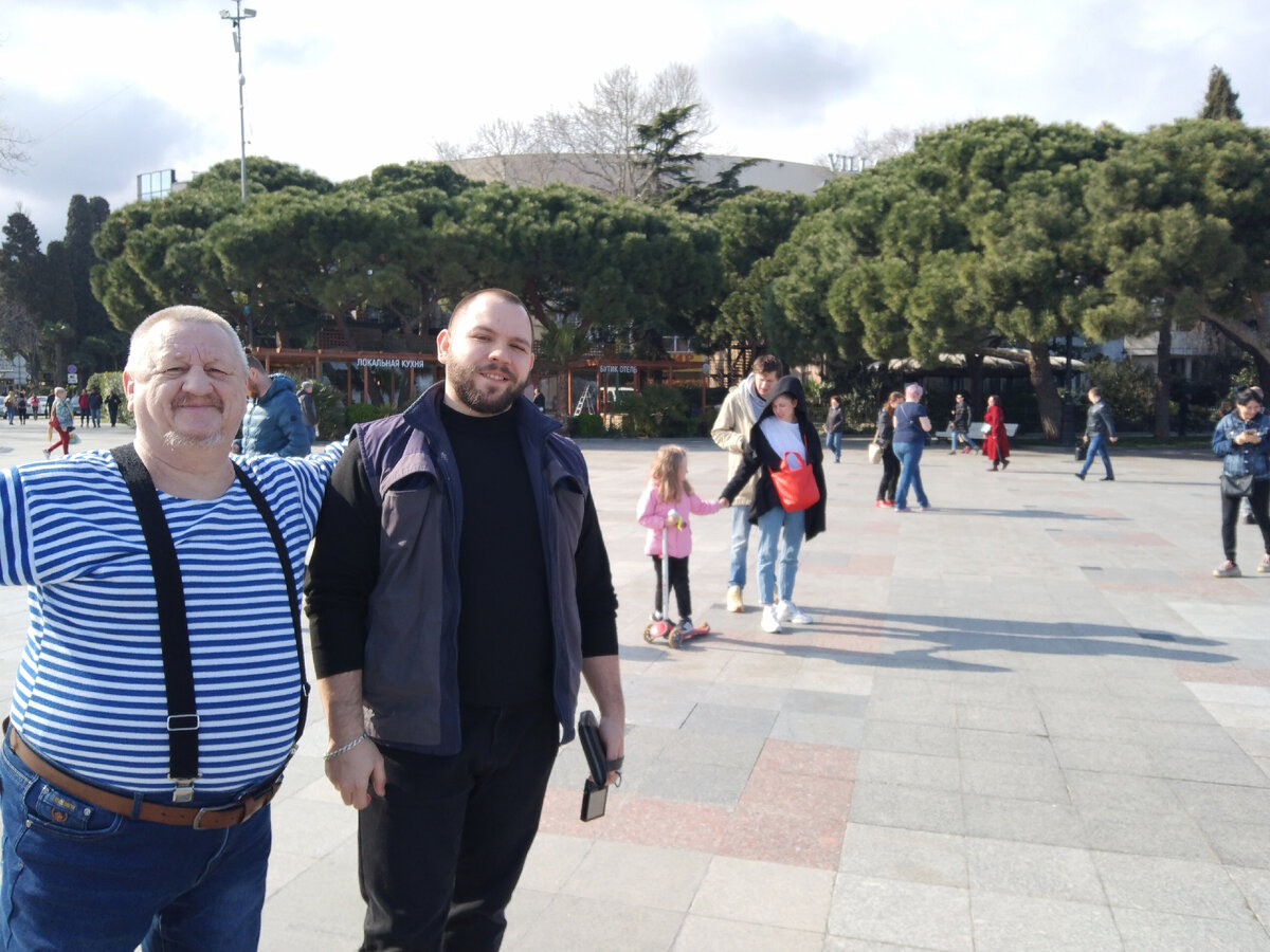 Ялтинская набережная . Фото авторское.