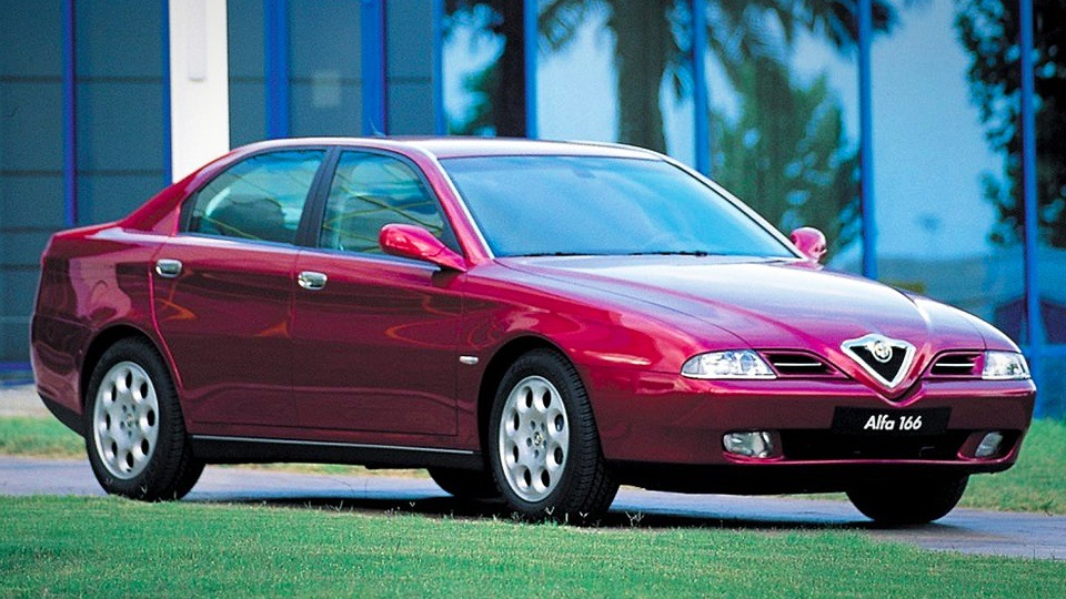 Alfa Romeo 166