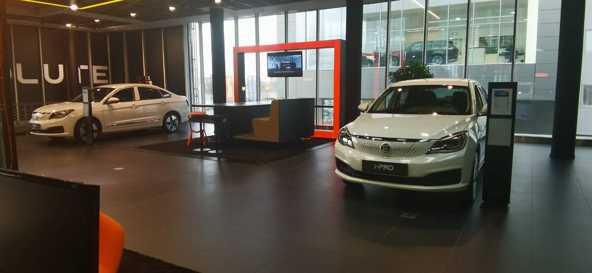     Гримасы продаж китайских машин в России: как мы покупали «электричку» Evolute i-PRO Фото avtovzglyad.ru